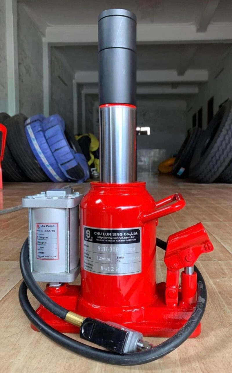 Kích (Con Đội) Thủy Lực 30 Tấn Sunrun STH-30A