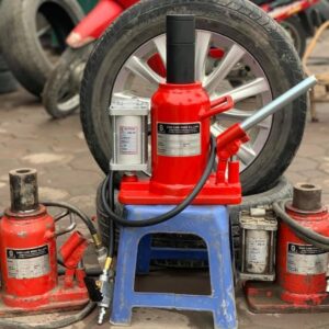 Kích (Con Đội) Thủy Lực 30 Tấn Sunrun STH-30A